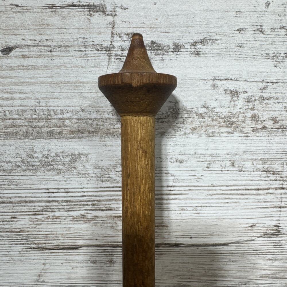 Antique Wooden Spinning Spool Needle - Picture 2 of 13